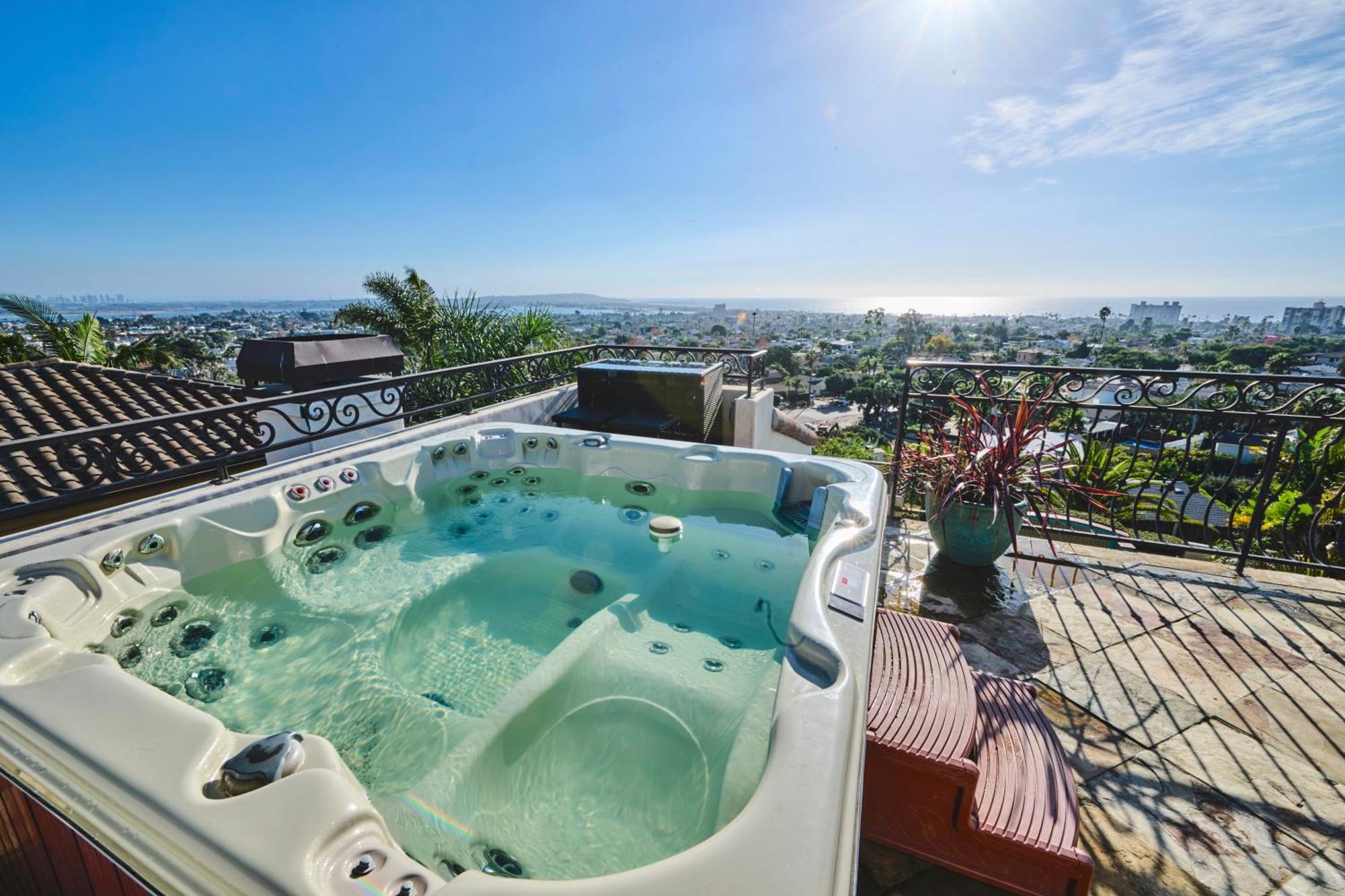 360 Degree Ocean & City Views With Pool, Spa, Close To The Beach! Pets Ok سان دييغو المظهر الخارجي الصورة